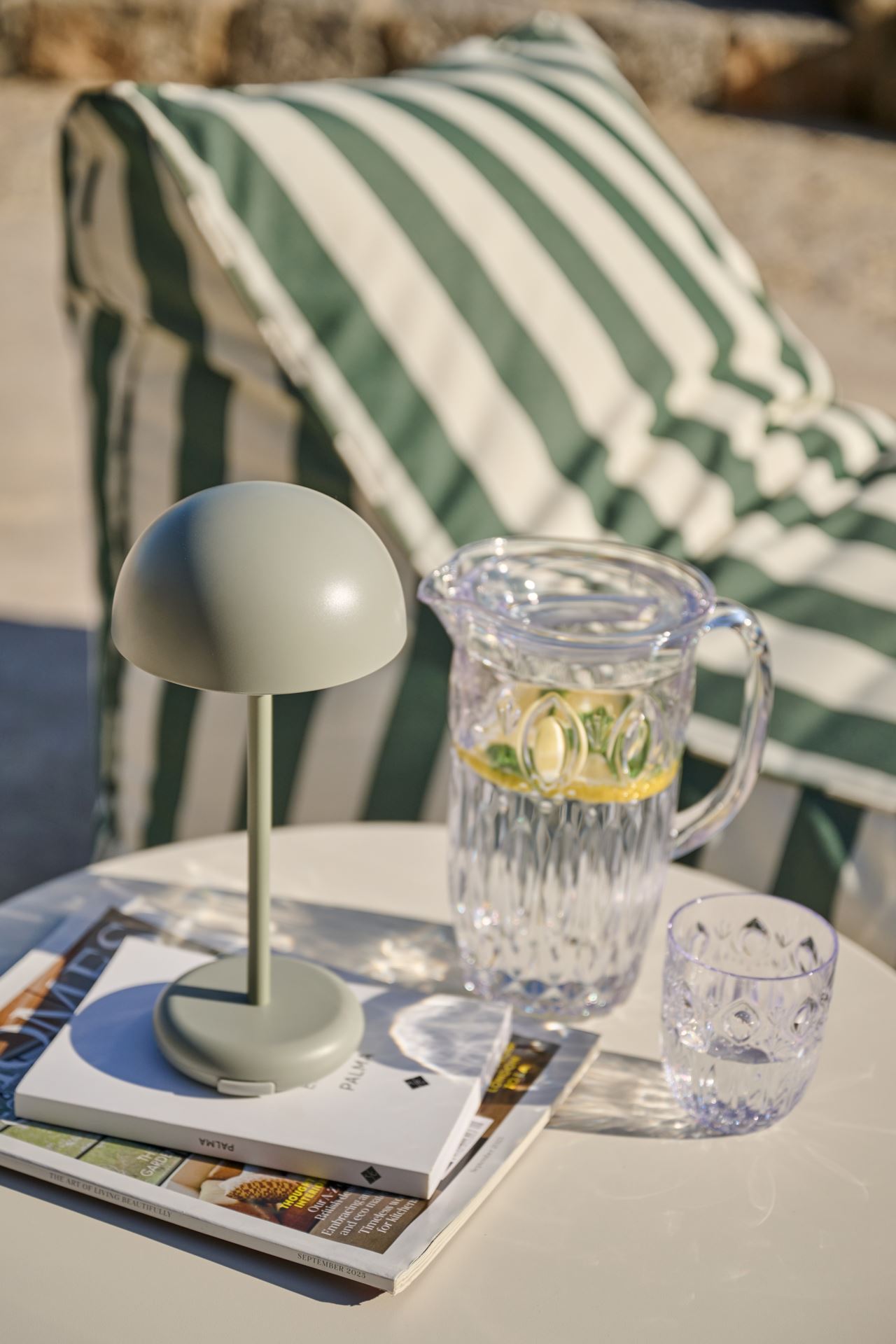 Patareitoitel valgusti merihein - 2