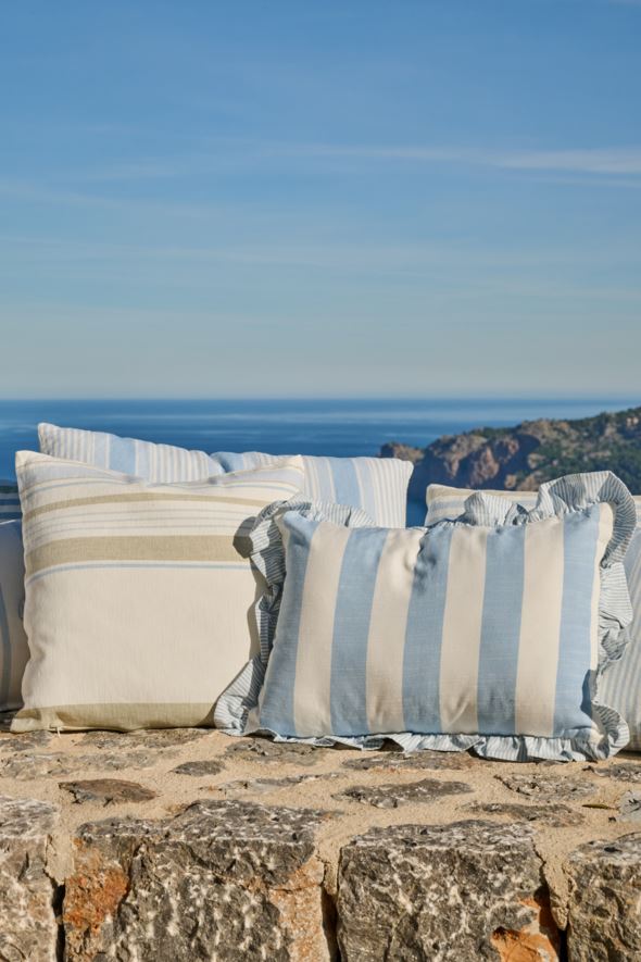 Dekoratiivpadi hele sinine - 2