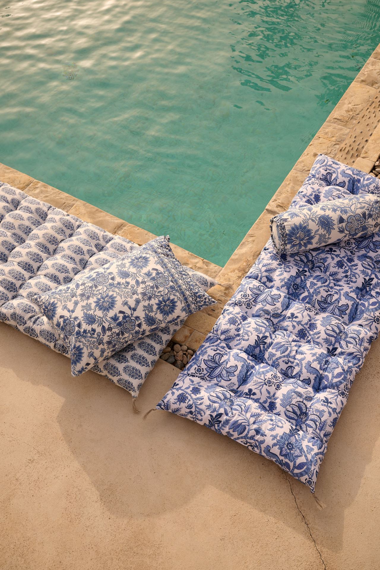 Bolsterpute mitmevärviline/sinine - 3