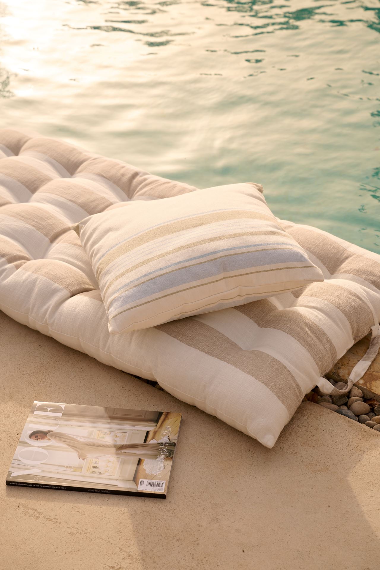 Dekoratiivpadi hele sinine - 5