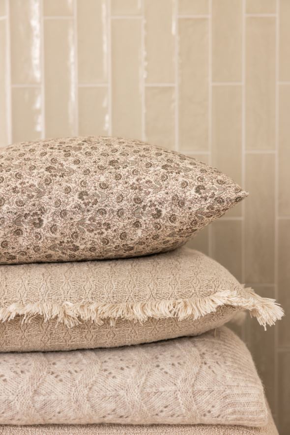 Dekoratiivpadja kate naturaalne toon - 2