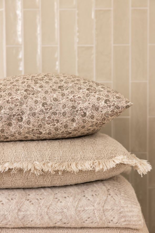 Dekoratiivpadja kate naturaalne toon - 2