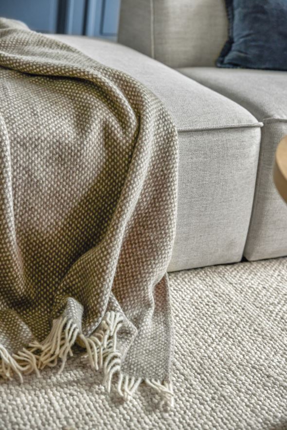 Villapleed hallikaspruun - 5