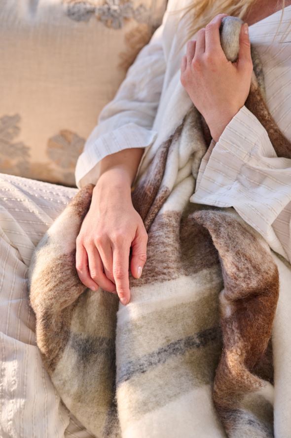 Pleed mitmevärviline/pruun - 2