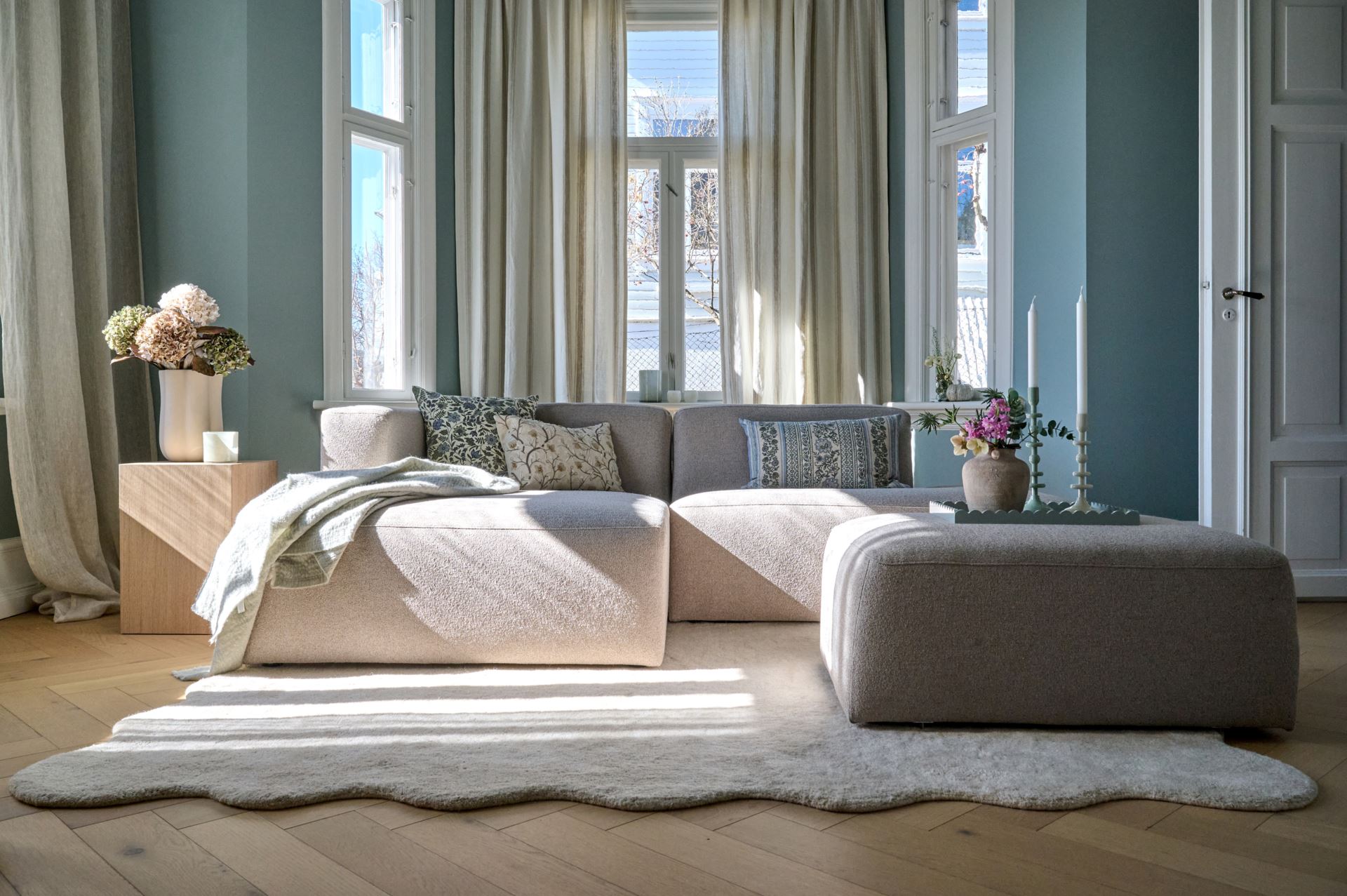 Mooduldiivani tumba beež - 4