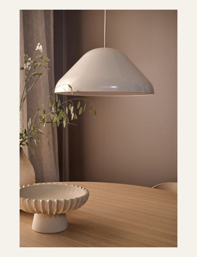 Laevalgusti kreemikas - 2