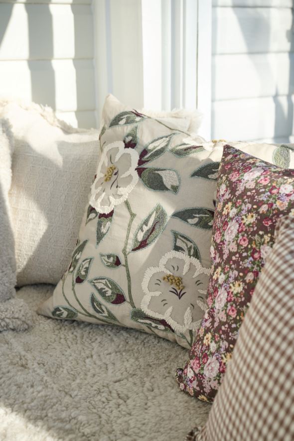 Dekoratiivpadja kate mitmevärviline - 3