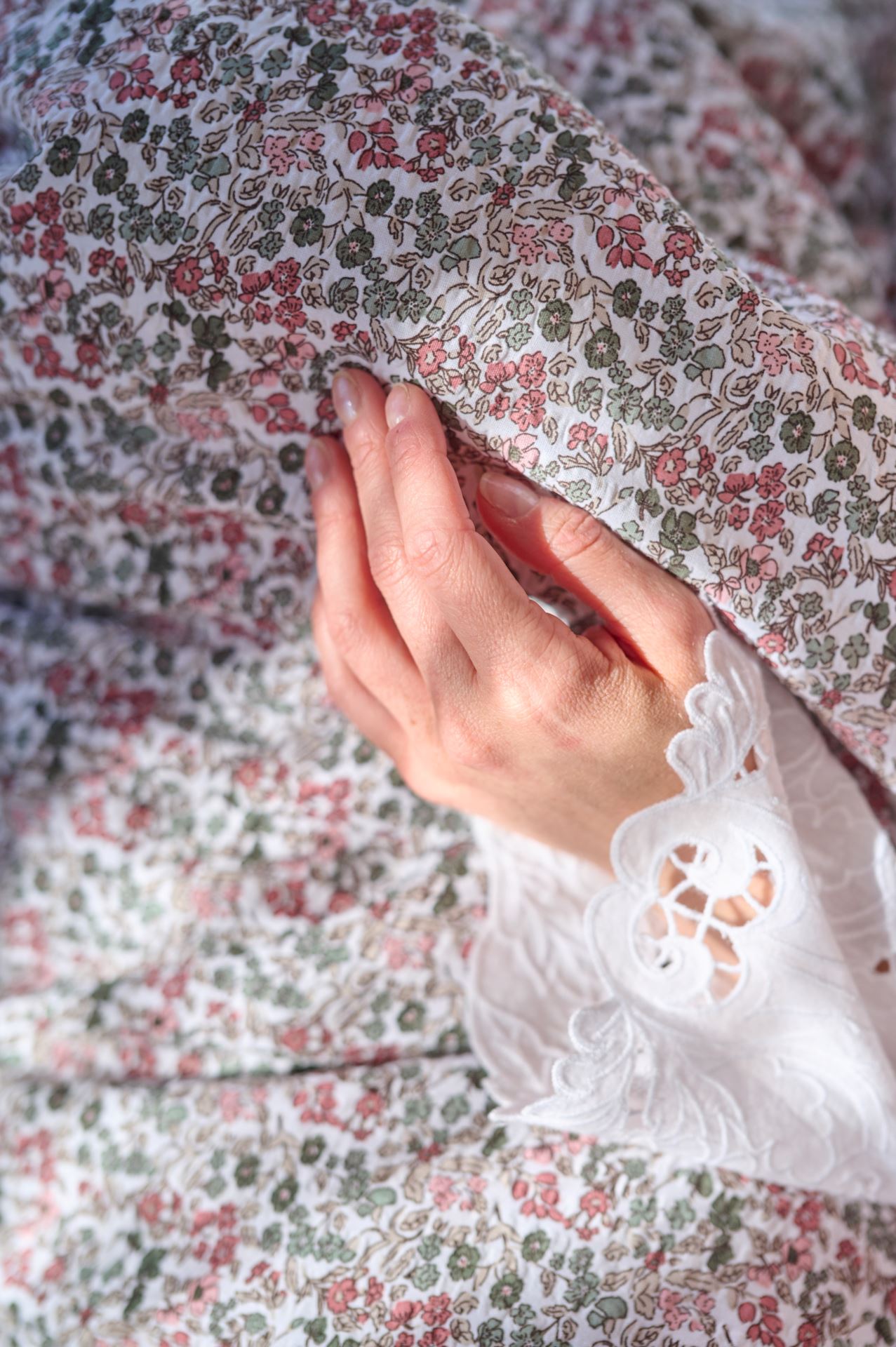 Voodipesukomplekt krepp-puuvillane mitmevärviline/roosa - 3