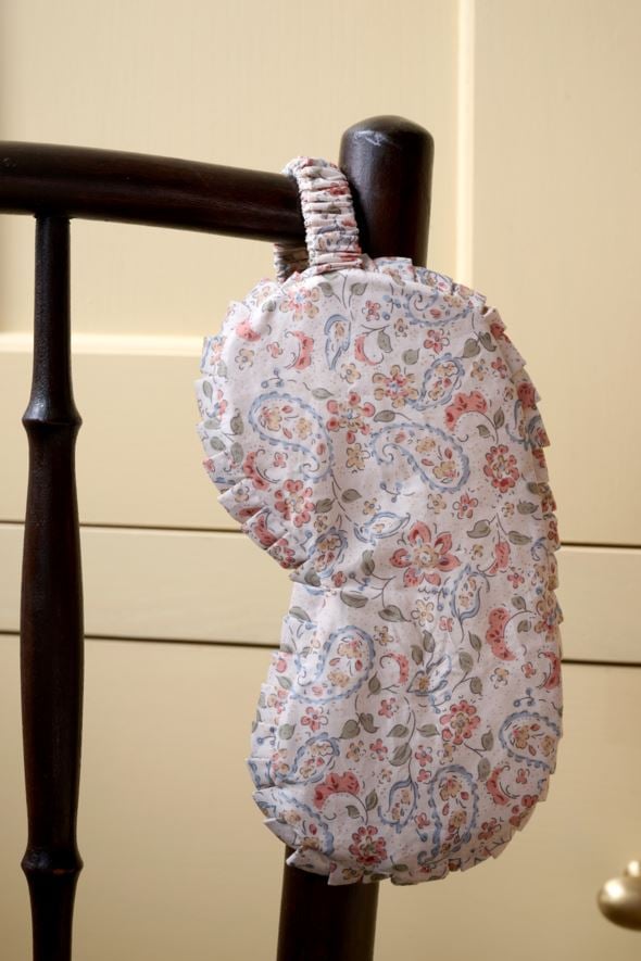 Unemask mitmevärviline - 3