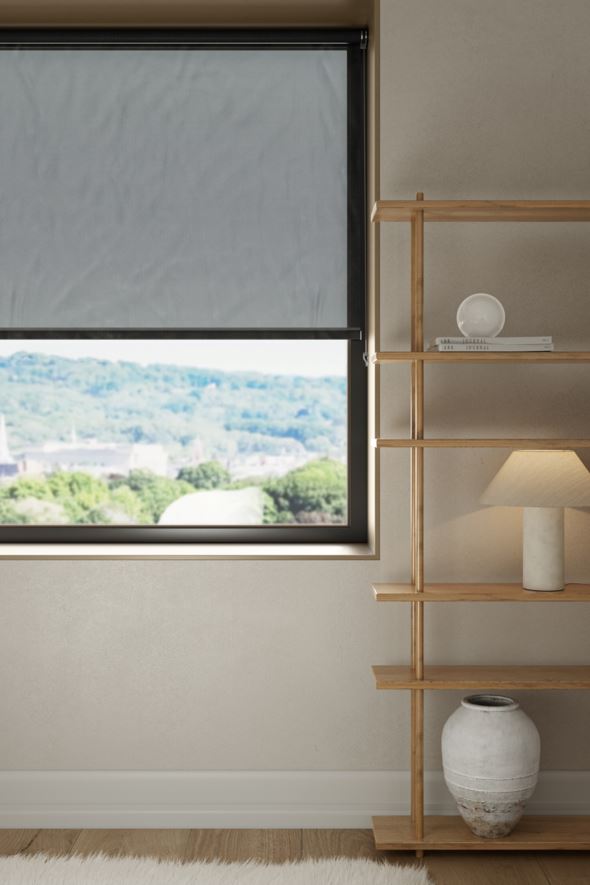 Ekraan rulookardin tumehall - 2