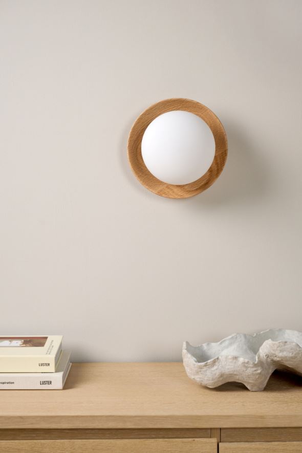 Seinavalgusti naturaalne toon - 3