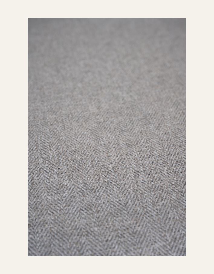 3-kohaline diivan helehall - 10