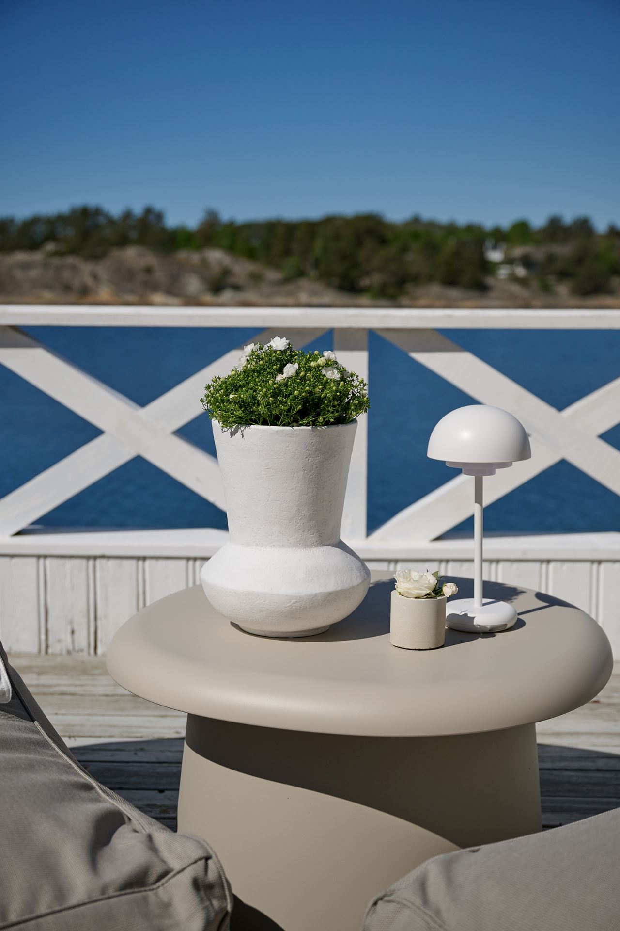 Patareitoitel valgusti valge - 2