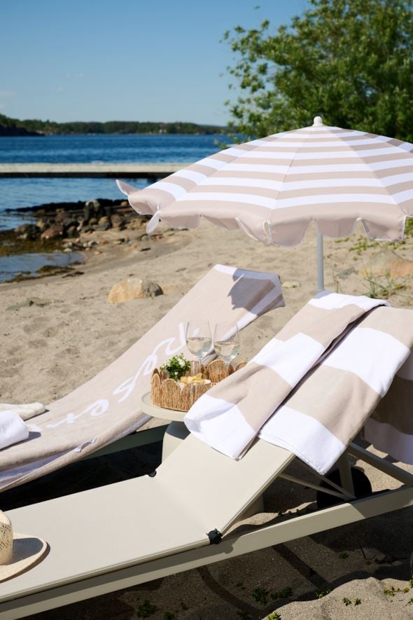 Päikesevari mitmevärviline/beez - 2