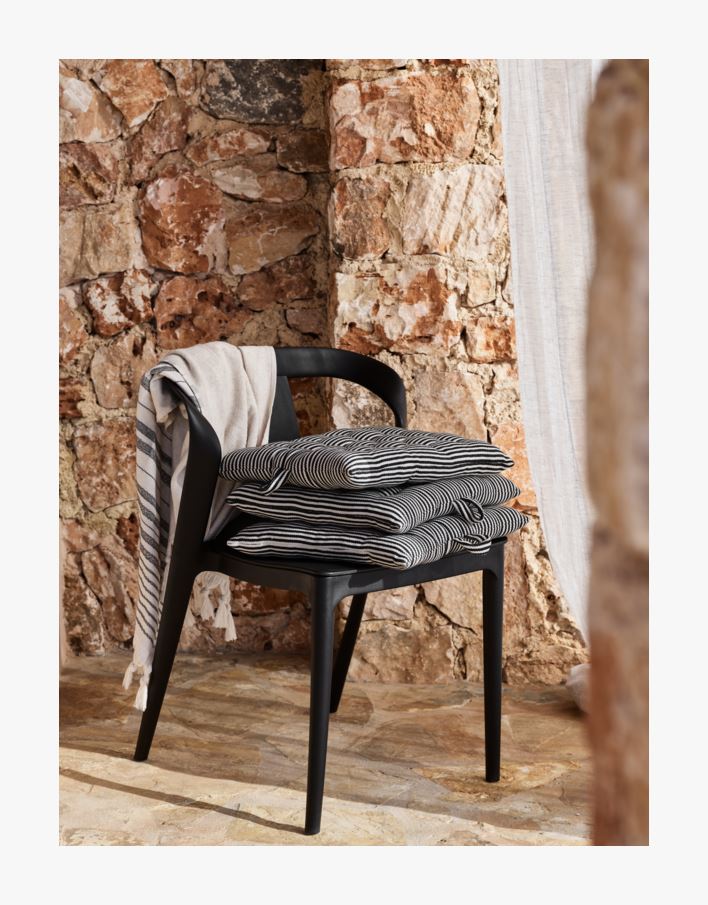 Vannirätik must - 70x150 cm must - 1