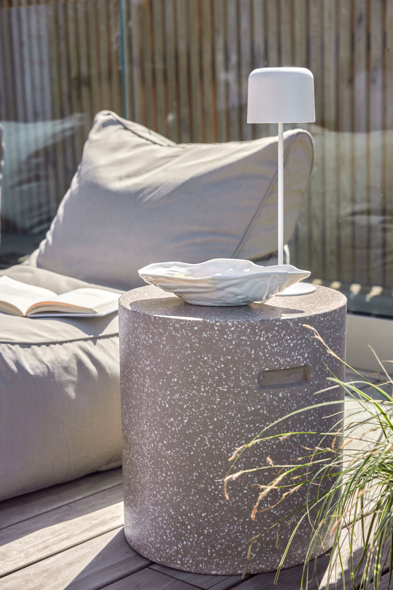 Kott-tool mitmevärviline/beez - 2