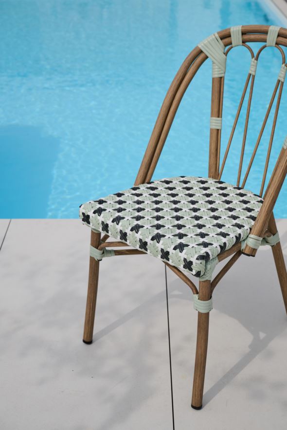 Aiatool mitmevärviline natuur - 2