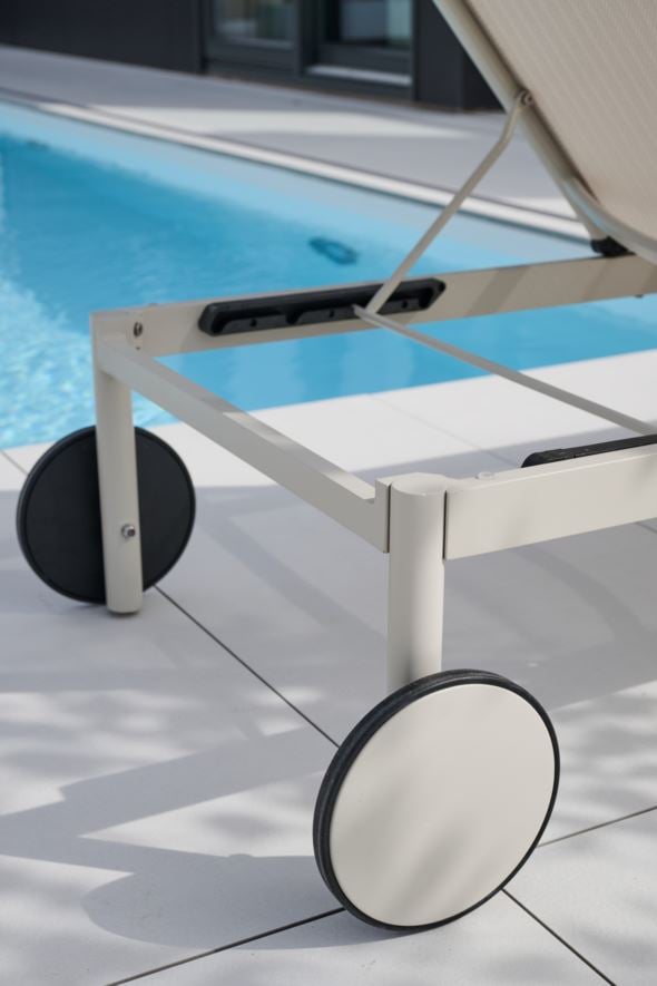 Lamamistool beež - 2