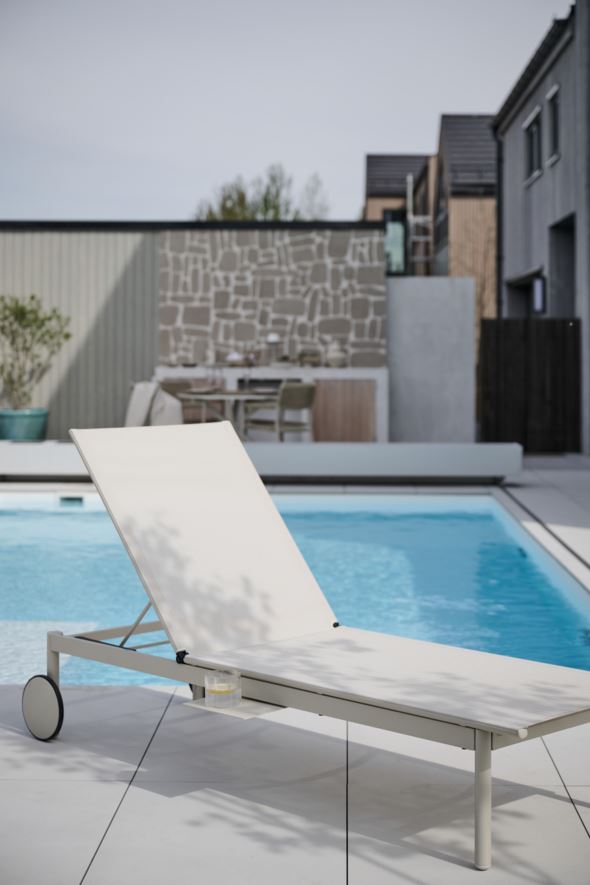 Lamamistool beež - 6