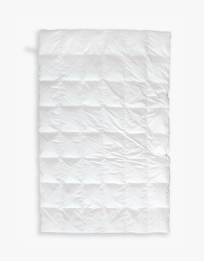 Keskmise soojusega udusuletekk valge - 230x220 cm valge - 1